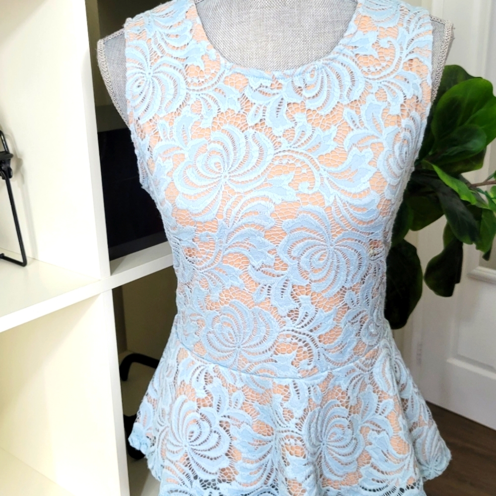 LITTLE PEPLUM BLOUSE💙